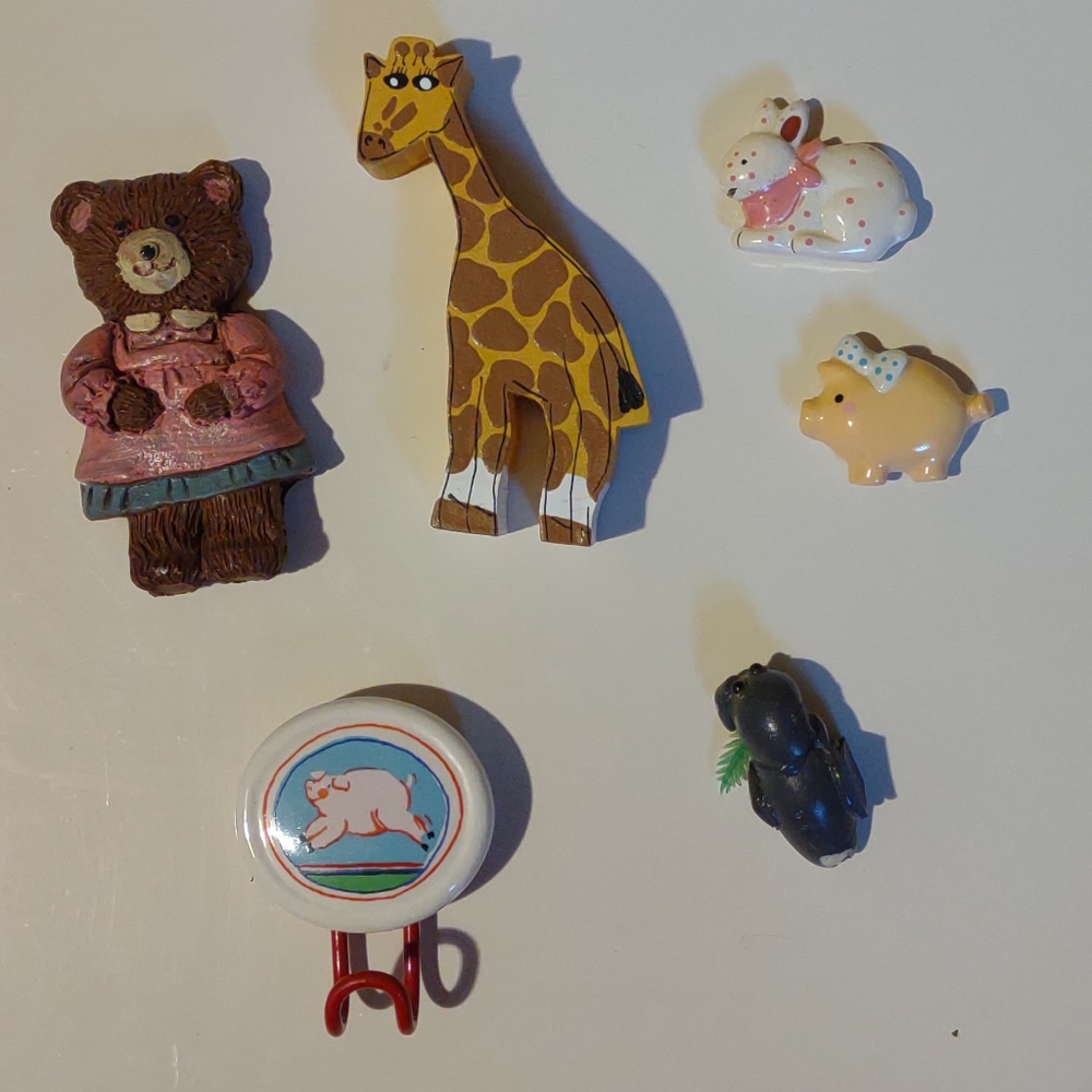 Lot of 6 Animal Magnets - Bear- Giraffe- Pig Hook- Pig & Rabbit combo - Manatee